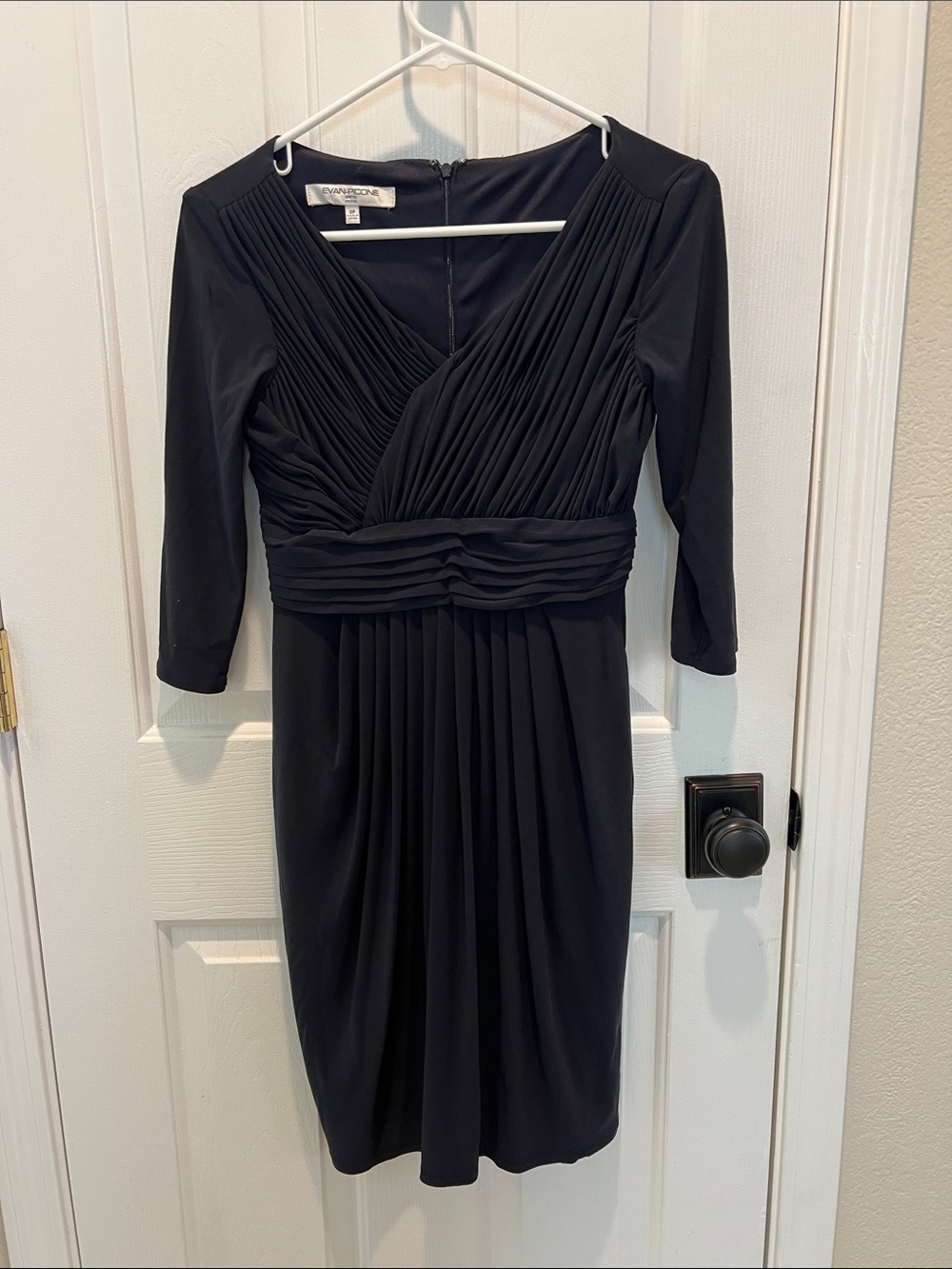 Evan Picone Ruched V-Neck 3/4 Sleeve Sheath Dress Navy